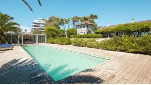 Outstanding Ocean View Villa located in Punta del Este, Punta del Este, Uruguay, listed by Curiocity Villas.